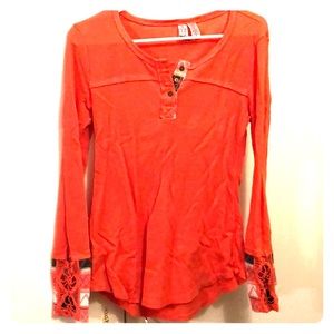 Coral Henley style 3-Button shirt